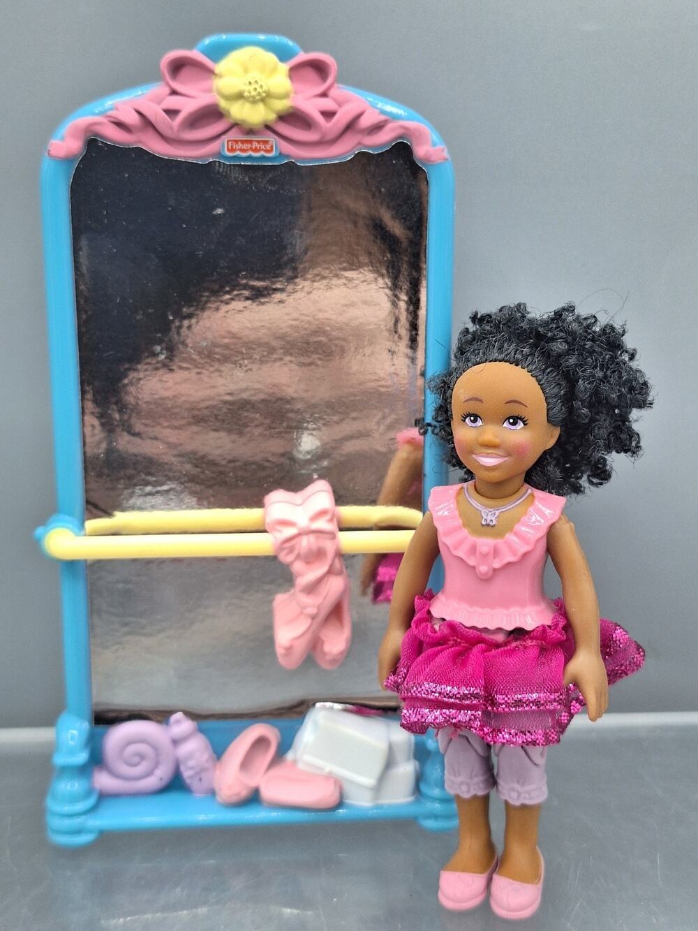 Fisher Price~Loving Family~African American~Ballerina Sister~with Mirror